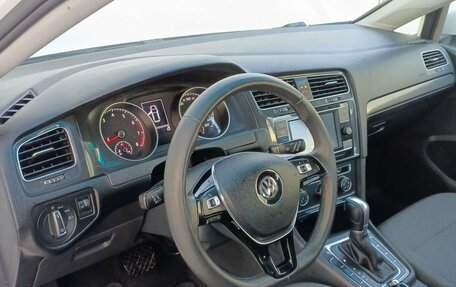 Volkswagen Golf VII, 2019 год, 2 005 000 рублей, 15 фотография