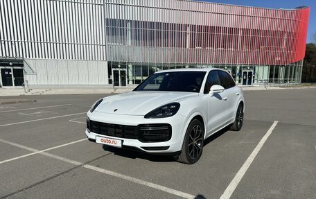 Porsche Cayenne III, 2018 год, 12 000 000 рублей, 2 фотография