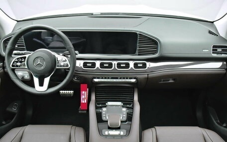Mercedes-Benz GLS, 2022 год, 18 300 000 рублей, 7 фотография
