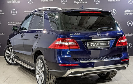 Mercedes-Benz M-Класс, 2015 год, 3 100 000 рублей, 10 фотография