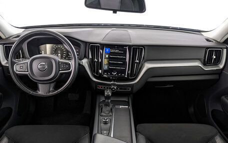 Volvo XC60 II, 2018 год, 4 430 000 рублей, 6 фотография