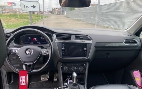 Volkswagen Tiguan II, 2019 год, 2 675 000 рублей, 11 фотография