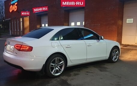 Audi A4, 2011 год, 1 350 000 рублей, 9 фотография