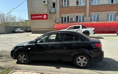 KIA Rio II, 2010 год, 780 000 рублей, 3 фотография