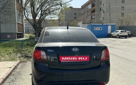 KIA Rio II, 2010 год, 780 000 рублей, 6 фотография