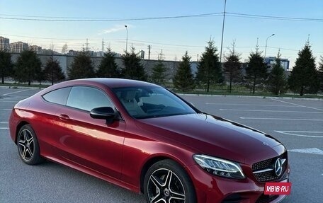 Mercedes-Benz C-Класс, 2019 год, 3 899 999 рублей, 4 фотография