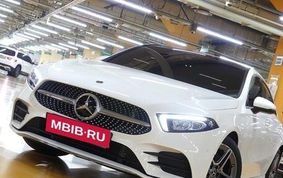 Mercedes-Benz A-Класс, 2020 год, 3 100 000 рублей, 1 фотография