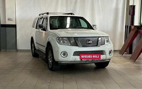 Nissan Pathfinder, 2011 год, 1 580 000 рублей, 3 фотография