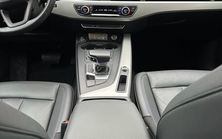 Audi A4, 2018 год, 2 399 000 рублей, 9 фотография