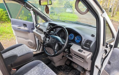 Nissan Serena II, 2000 год, 675 000 рублей, 11 фотография