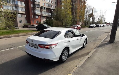 Toyota Camry, 2020 год, 2 950 000 рублей, 5 фотография