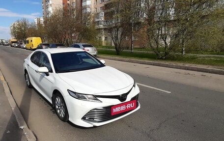 Toyota Camry, 2020 год, 2 950 000 рублей, 3 фотография