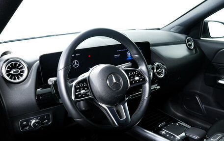 Mercedes-Benz GLA, 2020 год, 3 887 000 рублей, 13 фотография