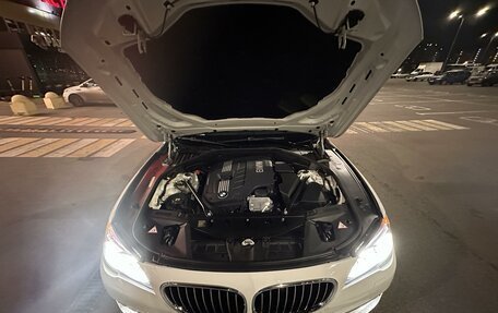 BMW 7 серия, 2012 год, 2 450 000 рублей, 18 фотография