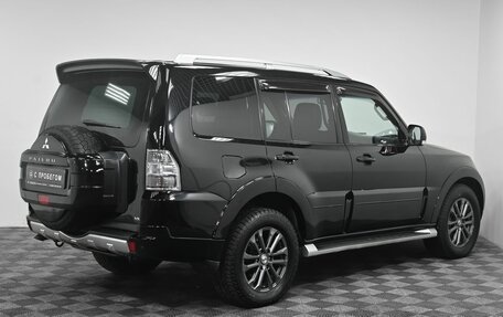 Mitsubishi Pajero IV, 2011 год, 1 649 000 рублей, 2 фотография