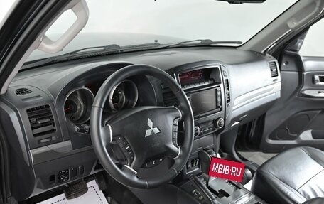 Mitsubishi Pajero IV, 2011 год, 1 649 000 рублей, 8 фотография