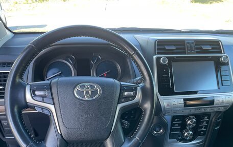 Toyota Land Cruiser Prado 150 рестайлинг 2, 2019 год, 6 200 000 рублей, 11 фотография