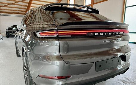 Porsche Cayenne III, 2024 год, 30 725 000 рублей, 7 фотография