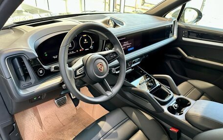 Porsche Cayenne III, 2024 год, 21 335 000 рублей, 10 фотография