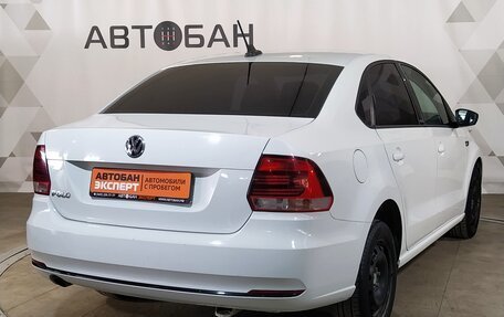 Volkswagen Polo VI (EU Market), 2017 год, 910 000 рублей, 3 фотография