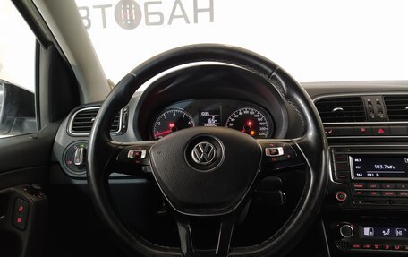 Volkswagen Polo VI (EU Market), 2017 год, 910 000 рублей, 9 фотография