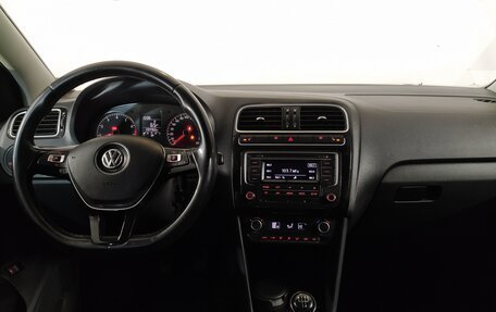Volkswagen Polo VI (EU Market), 2017 год, 910 000 рублей, 11 фотография