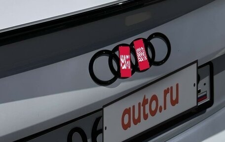 Audi A4, 2017 год, 2 570 000 рублей, 23 фотография