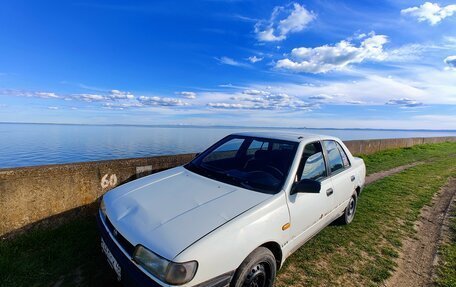 Nissan Sunny N14, 1991 год, 150 000 рублей, 2 фотография