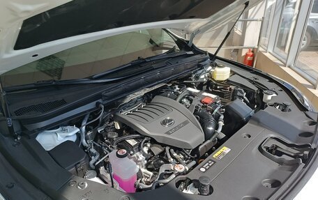 Lexus RX IV рестайлинг, 2023 год, 9 500 000 рублей, 19 фотография