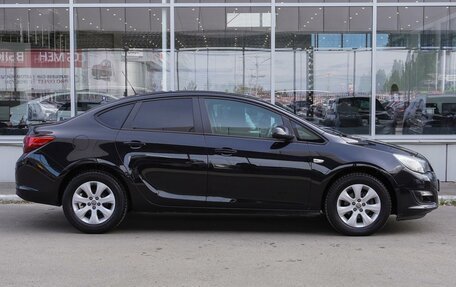 Opel Astra J, 2014 год, 1 259 000 рублей, 5 фотография
