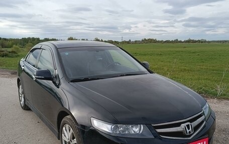 Honda Accord VII рестайлинг, 2006 год, 900 000 рублей, 1 фотография