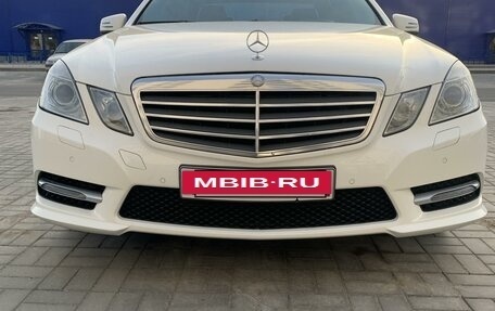 Mercedes-Benz E-Класс, 2013 год, 2 200 000 рублей, 7 фотография