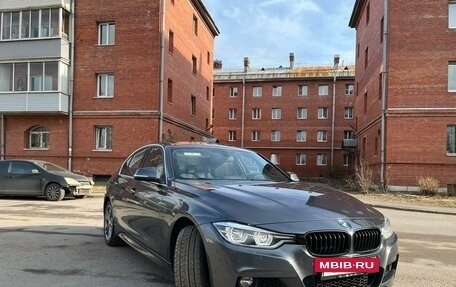 BMW 3 серия, 2018 год, 2 400 000 рублей, 6 фотография