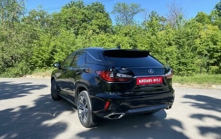 Lexus RX IV рестайлинг, 2017 год, 5 010 000 рублей, 9 фотография