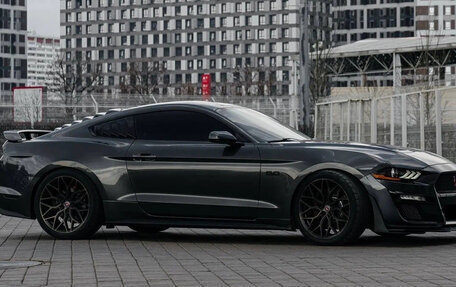 Ford Mustang VI рестайлинг, 2018 год, 4 500 000 рублей, 9 фотография