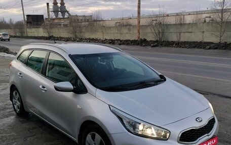 KIA cee'd III, 2014 год, 700 000 рублей, 2 фотография