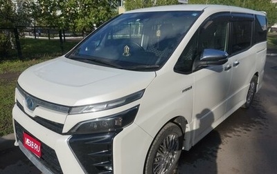 Toyota Voxy III, 2019 год, 2 700 000 рублей, 1 фотография