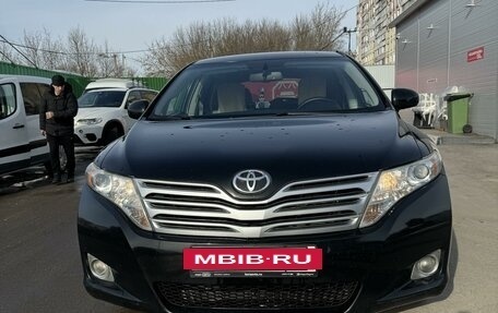 Toyota Venza I, 2011 год, 1 850 000 рублей, 2 фотография