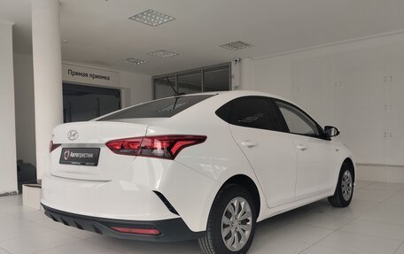 Hyundai Solaris II рестайлинг, 2022 год, 1 750 000 рублей, 6 фотография