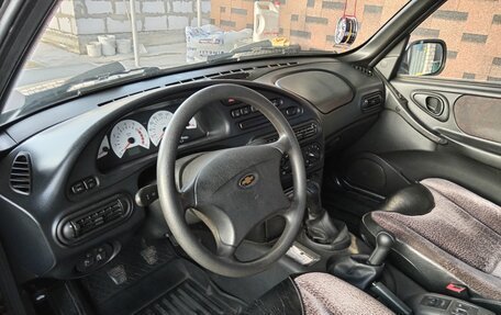 Chevrolet Niva I рестайлинг, 2006 год, 520 000 рублей, 6 фотография