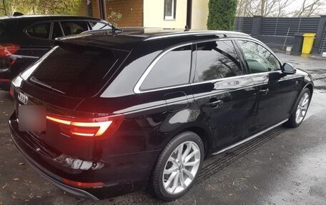 Audi A4, 2018 год, 2 600 000 рублей, 5 фотография