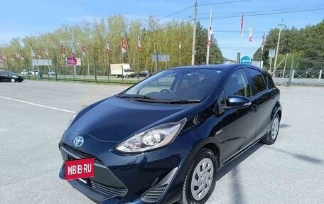 Toyota Aqua I, 2019 год, 1 690 000 рублей, 3 фотография