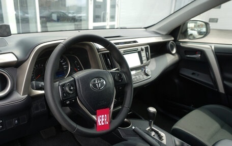 Toyota RAV4, 2014 год, 2 249 000 рублей, 5 фотография