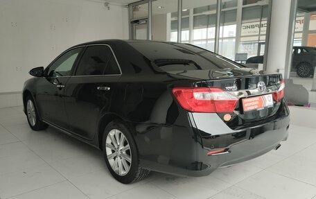 Toyota Camry, 2014 год, 2 250 000 рублей, 4 фотография