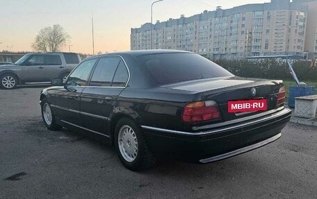 BMW 7 серия, 1996 год, 720 000 рублей, 2 фотография
