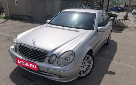 Mercedes-Benz E-Класс, 2003 год, 1 199 000 рублей, 2 фотография