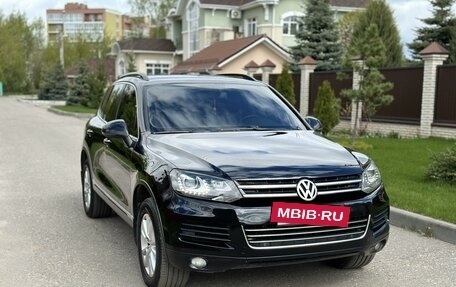 Volkswagen Touareg III, 2011 год, 2 100 000 рублей, 6 фотография