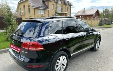 Volkswagen Touareg III, 2011 год, 2 100 000 рублей, 10 фотография