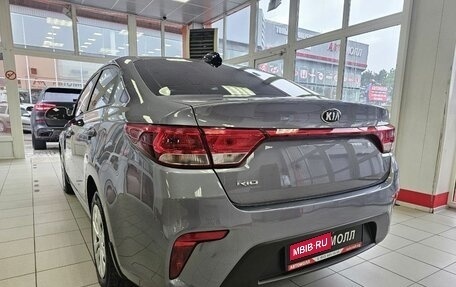 KIA Rio IV, 2018 год, 1 670 000 рублей, 6 фотография