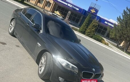 BMW 5 серия, 2012 год, 2 950 000 рублей, 2 фотография